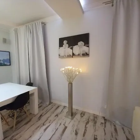 Daria Nezavisimosti Apartment
