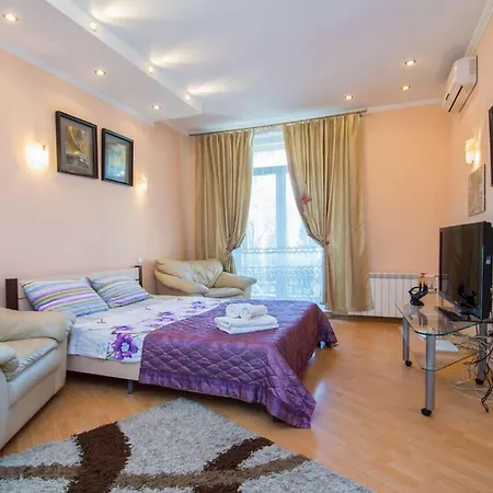 Apartment Daria Nezavisimosti *