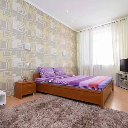 Daria Nezavisimosti Apartment *