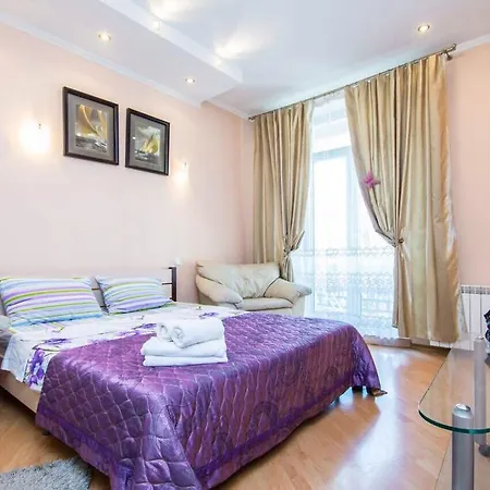 Apartment Daria Nezavisimosti *